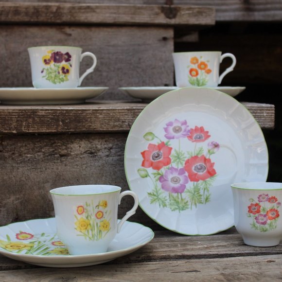 1950s MCM Vintage Flower Coffee Tea Mug Matching Plate Complete Set of 4 - Picture 6 of 16